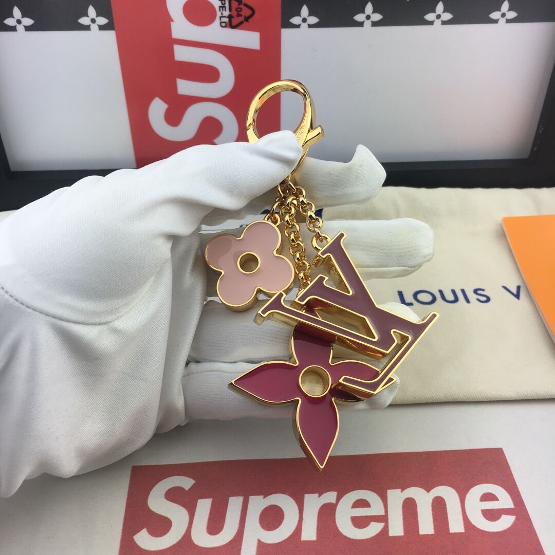 L0vis Vvtt0n Key Holder 007