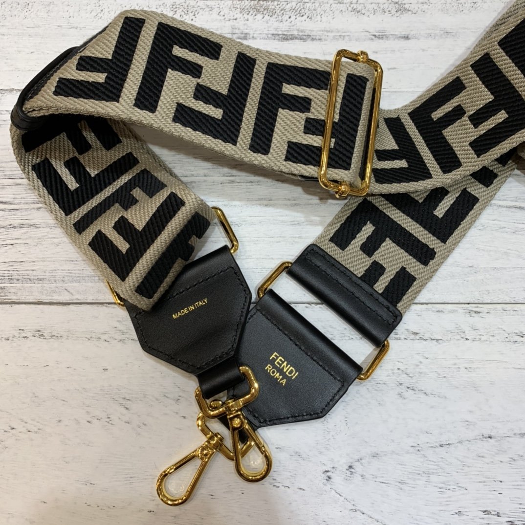 F**di Strap 002