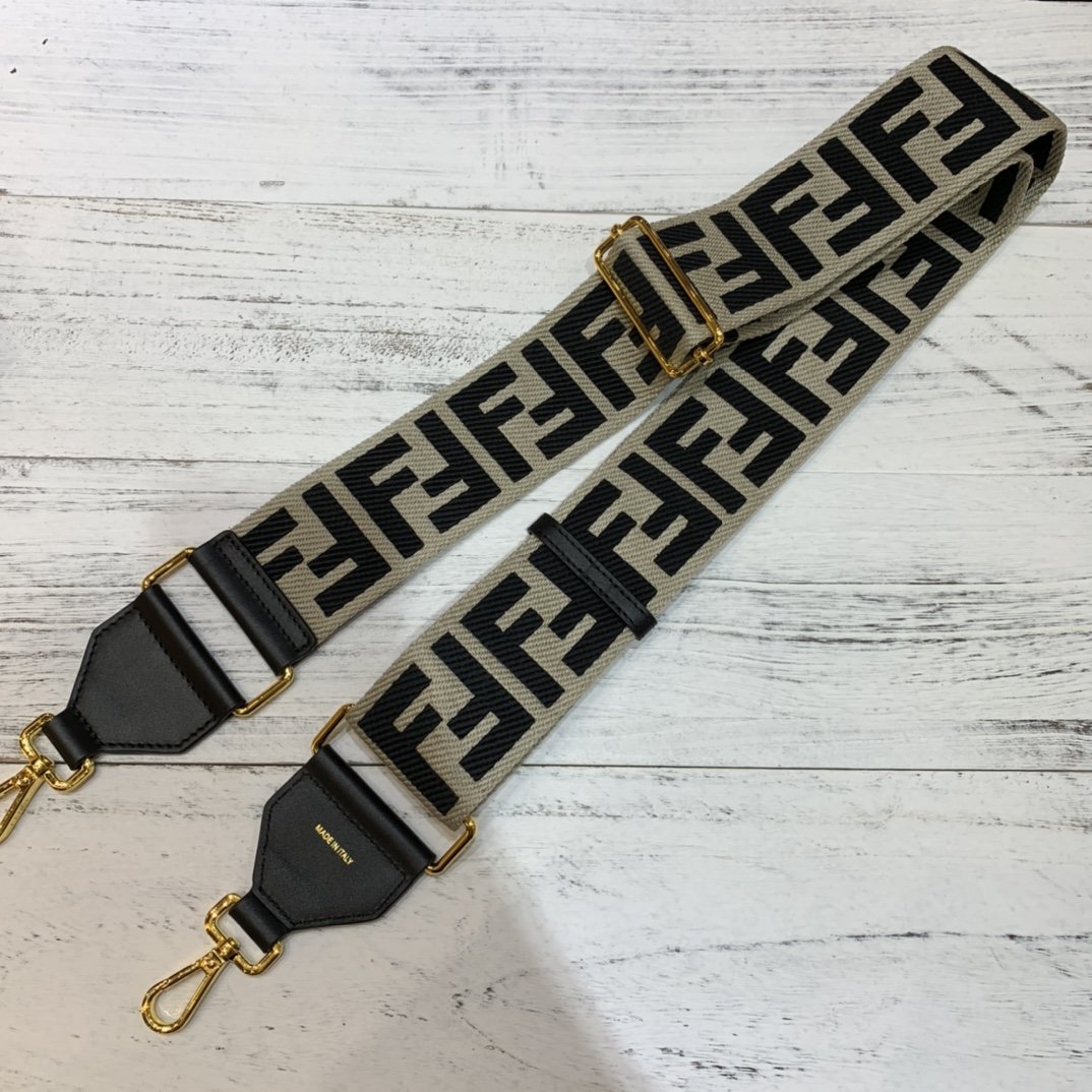F**di Strap 002