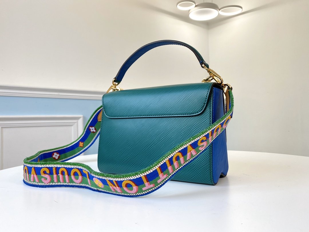 L0vis Vvtt0n Twist Strap MM Bag Epi Leather 001