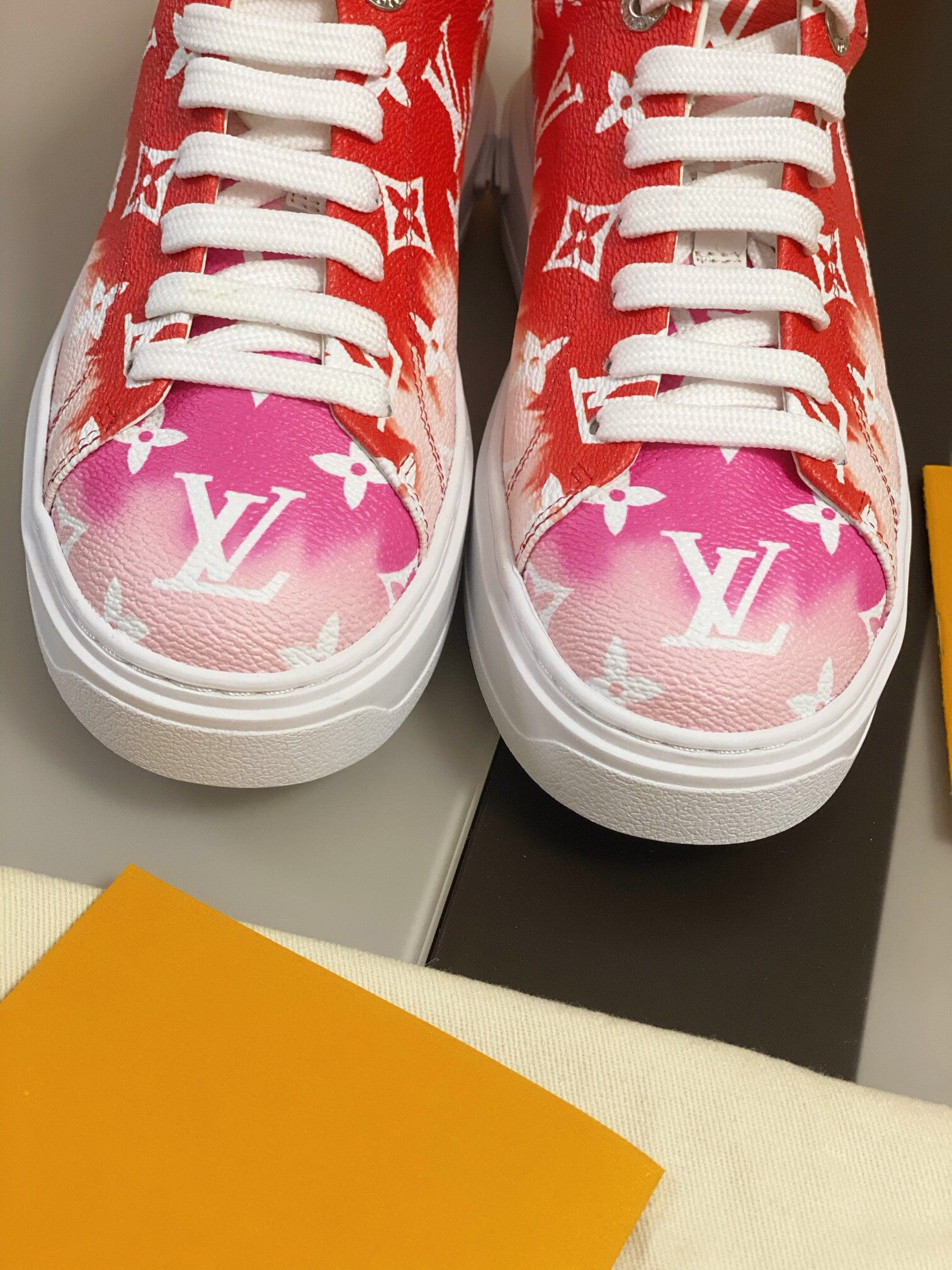 L0vis Vvtt0n Sneakers 003