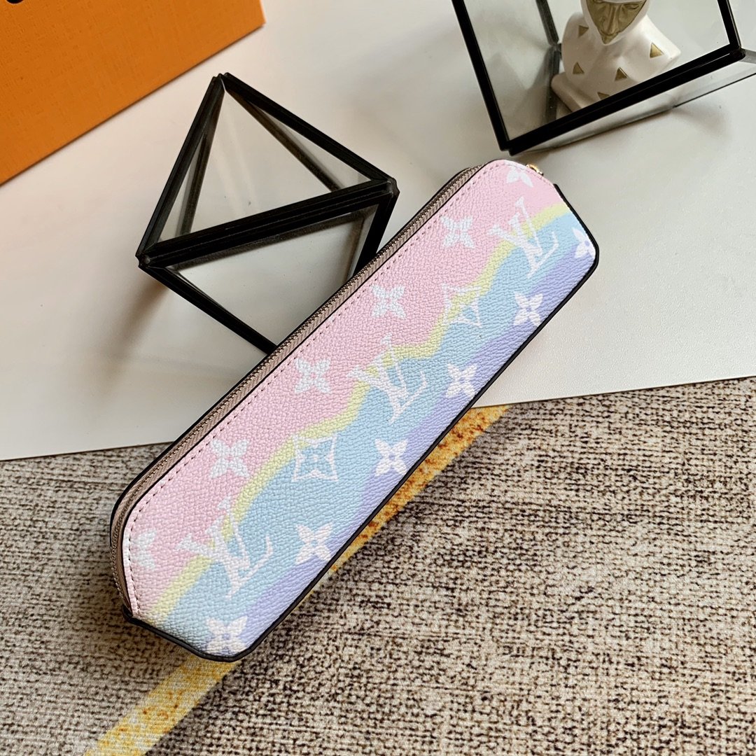 L0vis Vvtt0n Monogram Giant Elizabeth Pencil Pouch