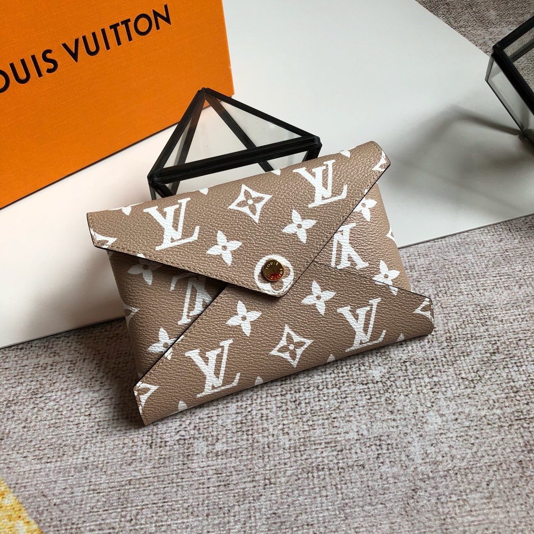 L0vis Vvtt0n Kirigami Pochette M67600