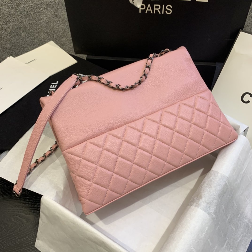 Ch**el Caviar Shoulder bag Pink 32cm