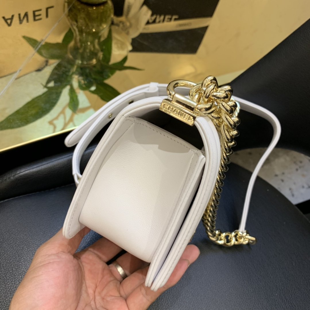 Ch**el V Boy Bag 20cm White