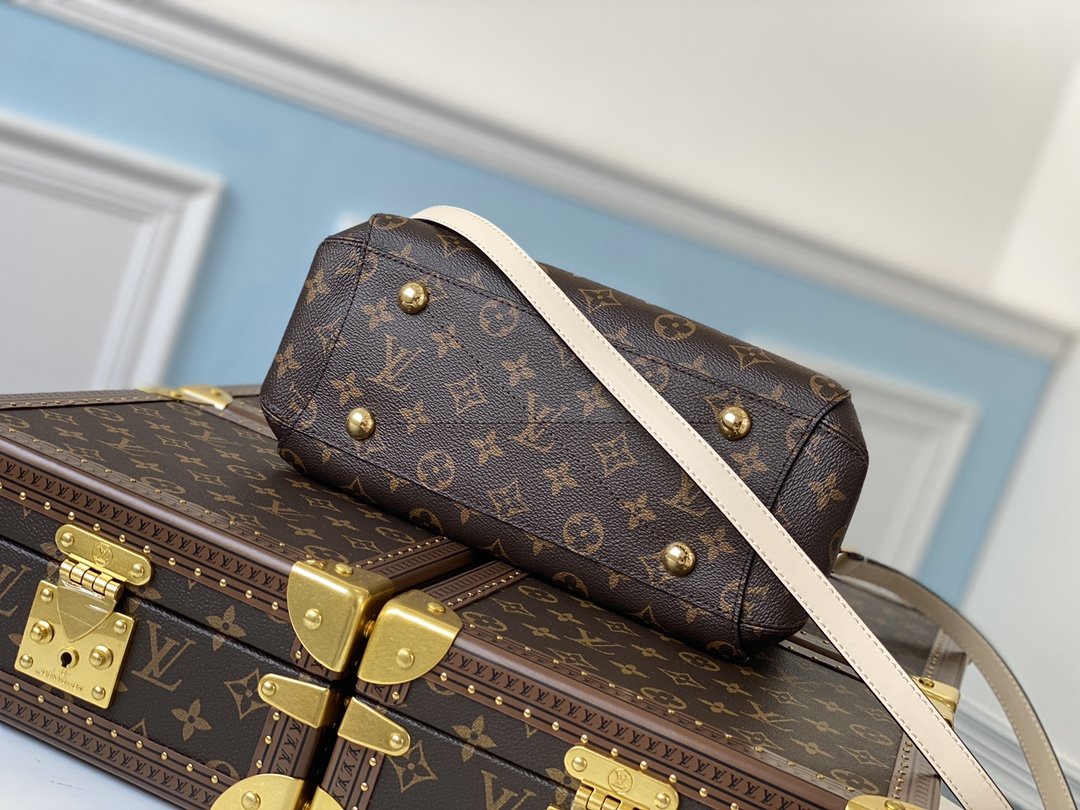 L0vis Vvtt0n Montaigne BB Monogram M45311