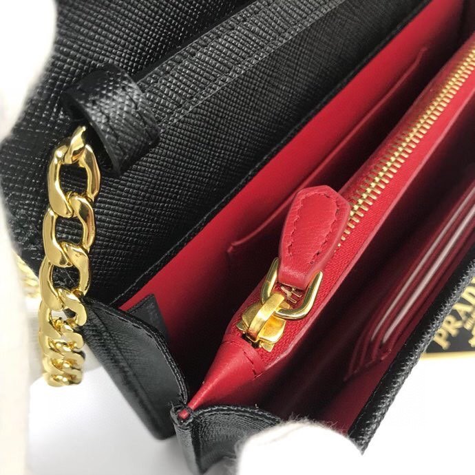 Pra*a Chain Strap Mini Bag 18CM