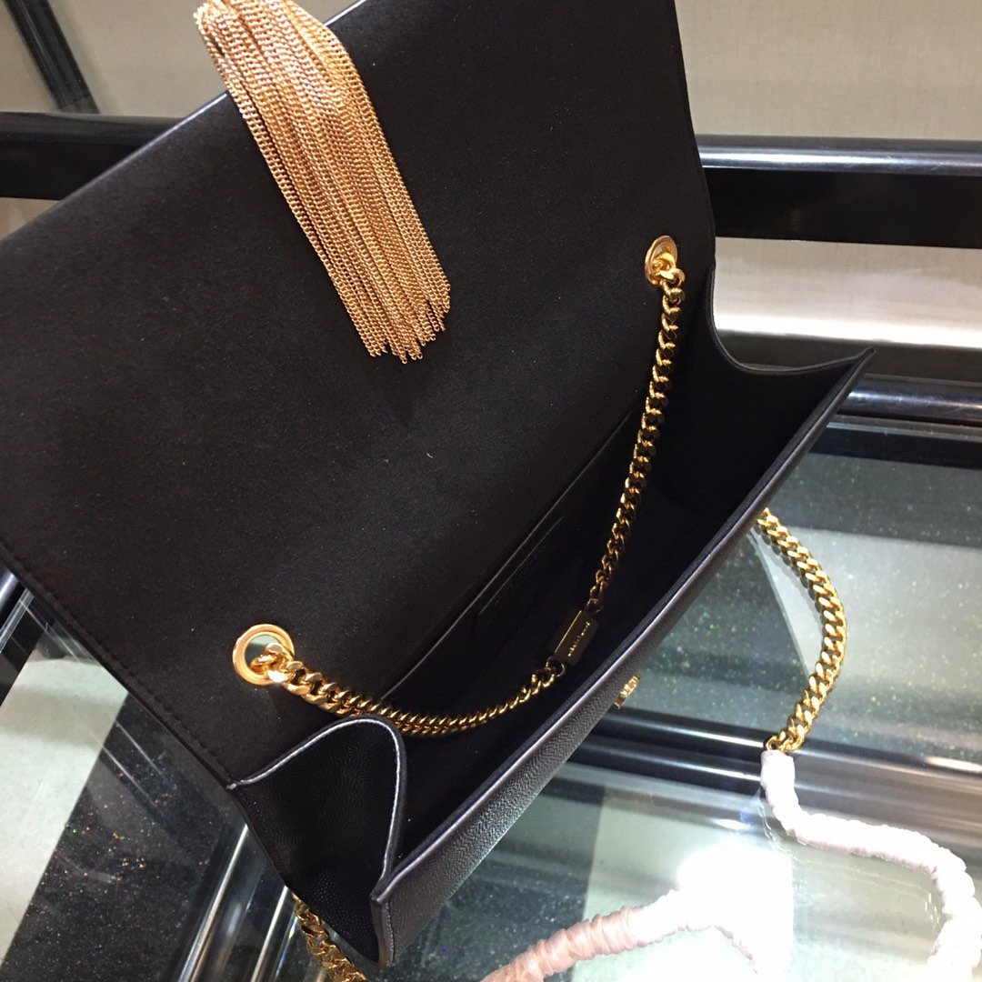 Y51 Chain Shoulder Bag 24cm