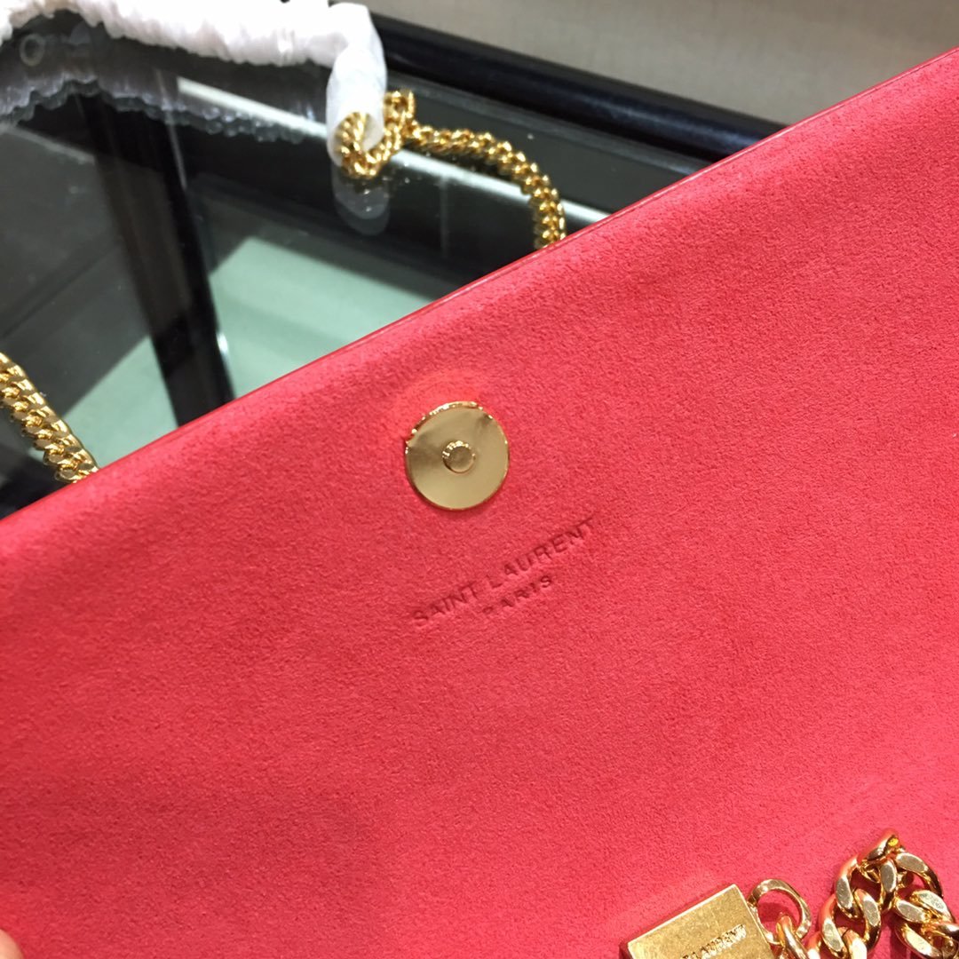 Y51 Chain Shoulder Bag 24cm 002