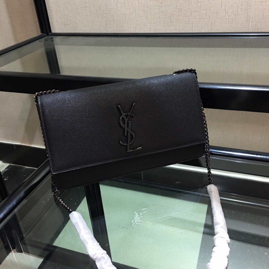 Y51 Chain Shoulder Bag 24cm 004