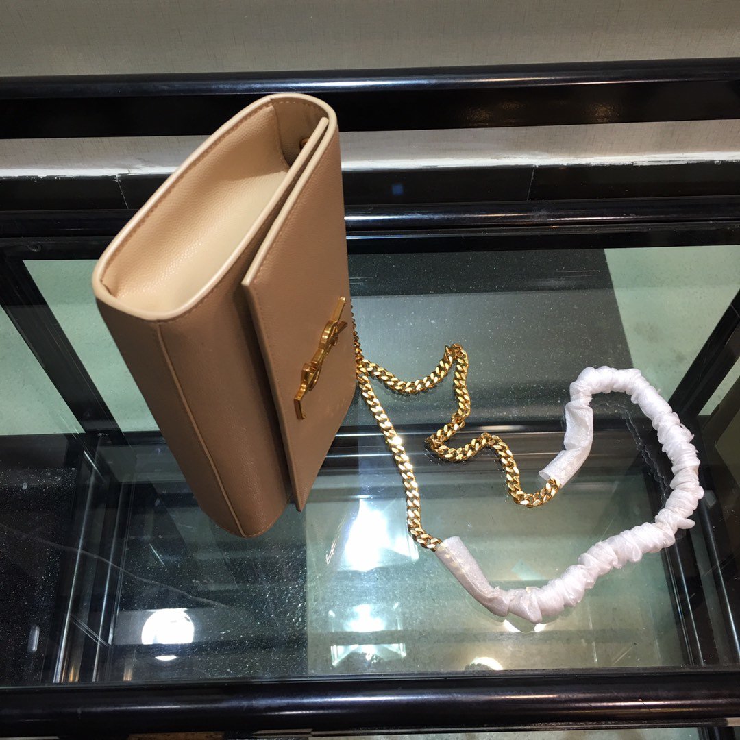 Y51 Chain Shoulder Bag 24cm 007