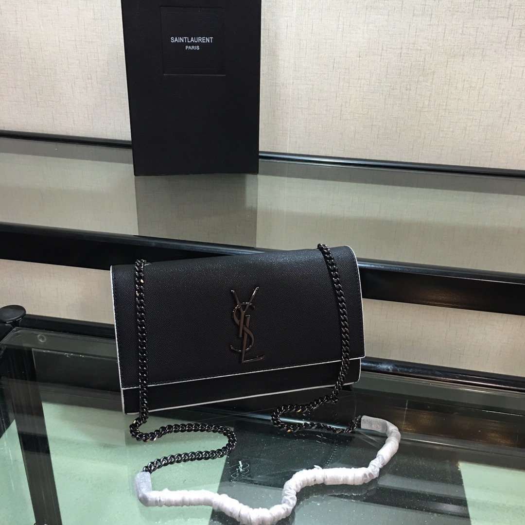 Y51 Chain Shoulder Bag 24cm 008