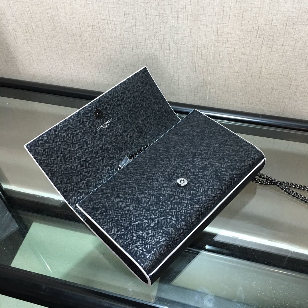 Y51 Chain Shoulder Bag 24cm 008