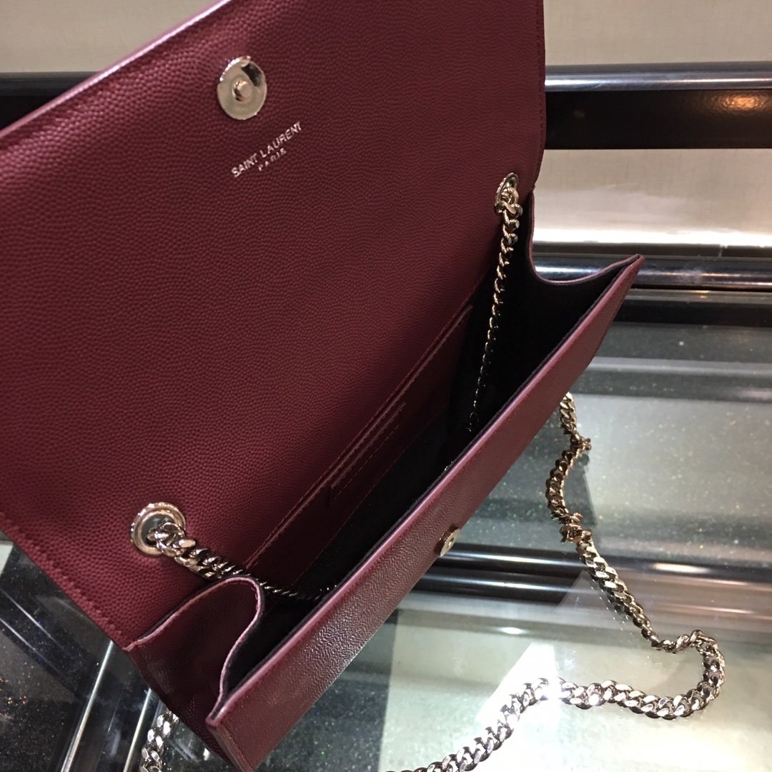Y51 Chain Shoulder Bag 24cm 010