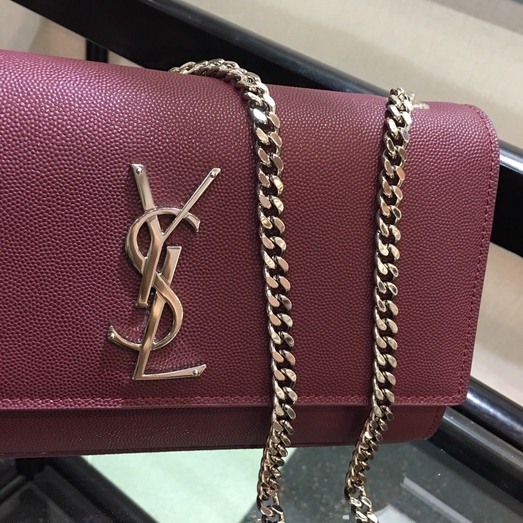 Y51 Chain Shoulder Bag 24cm 010