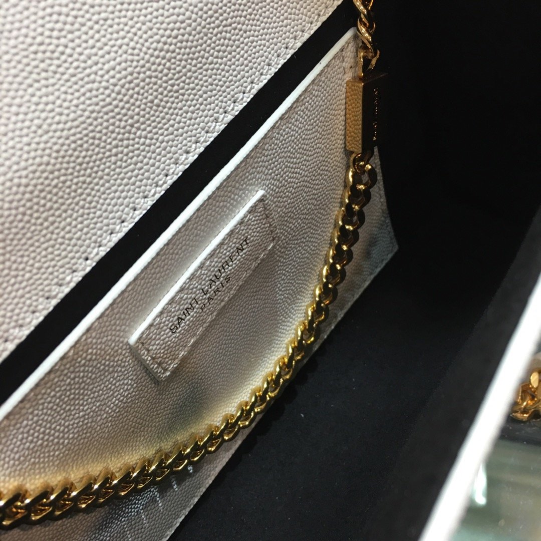 Y51 Chain Shoulder Bag 24cm 012