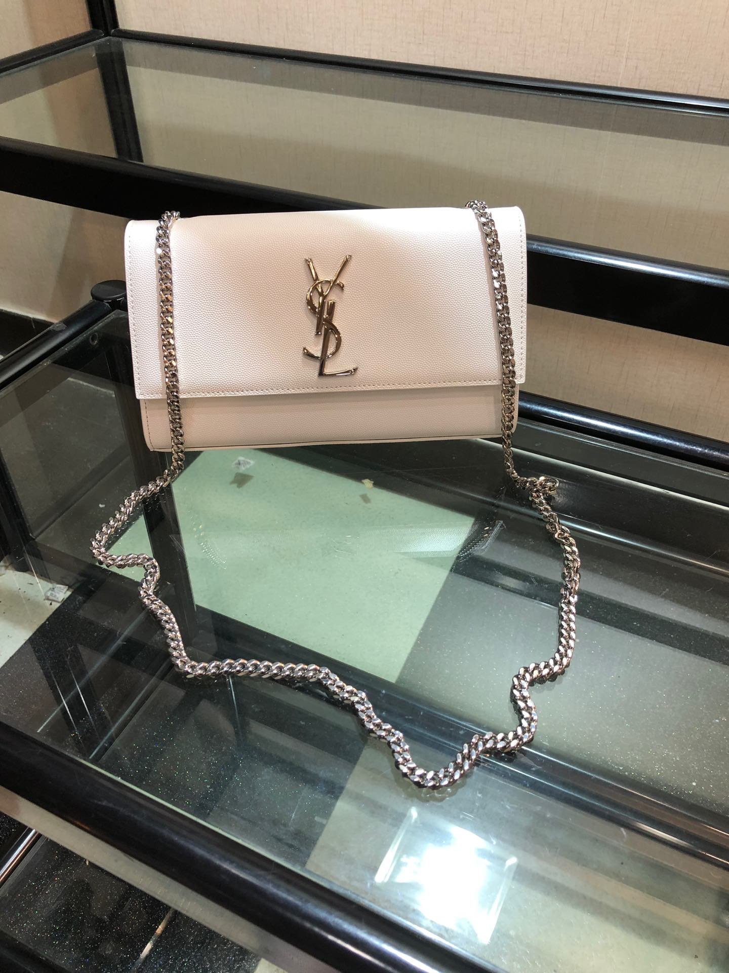 Y51 Kate Chain Shoulder Bag 24cm 013
