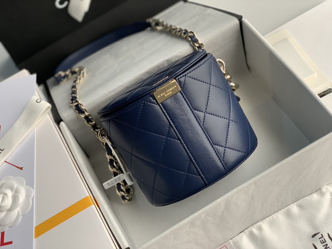 Ch**el Vanity Case Lambskin