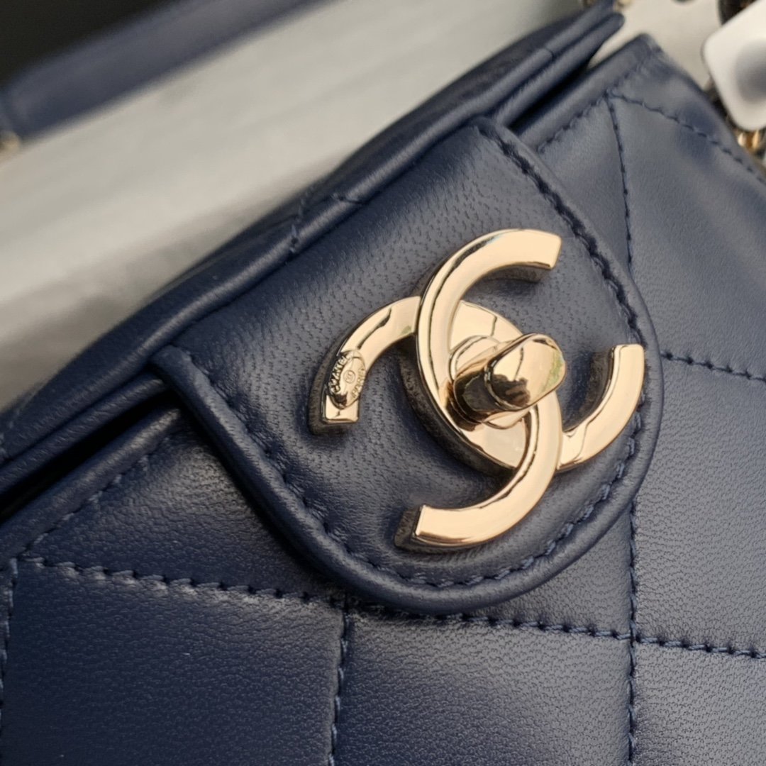 Ch**el Vanity Case Lambskin