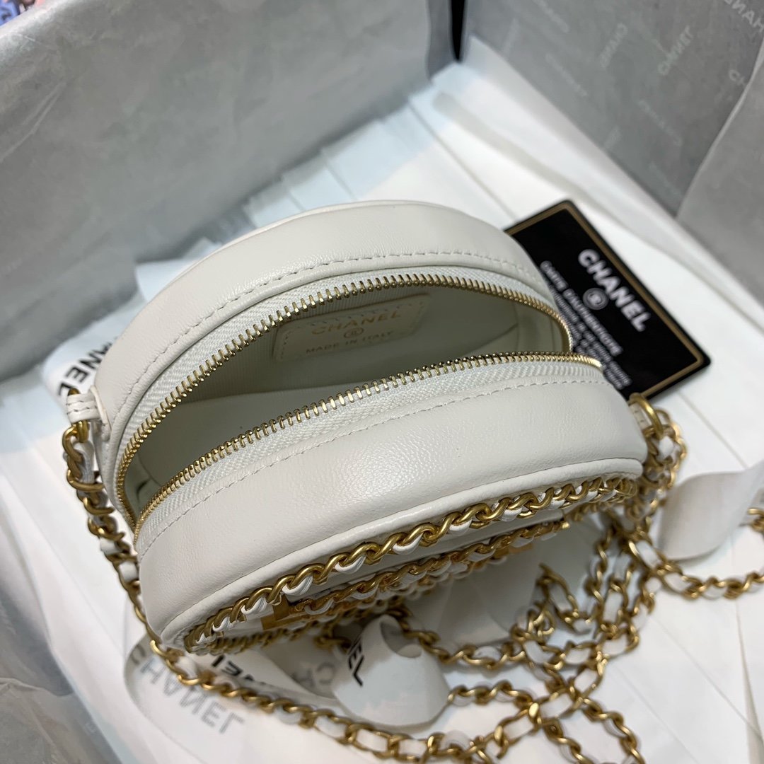 Ch**el Round Chain Bag