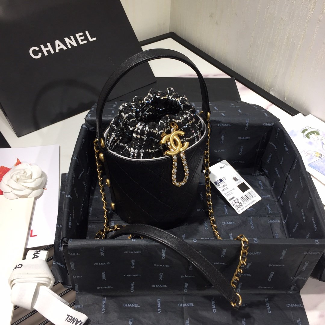 Ch**el Small Drawstring Bag Calfskin