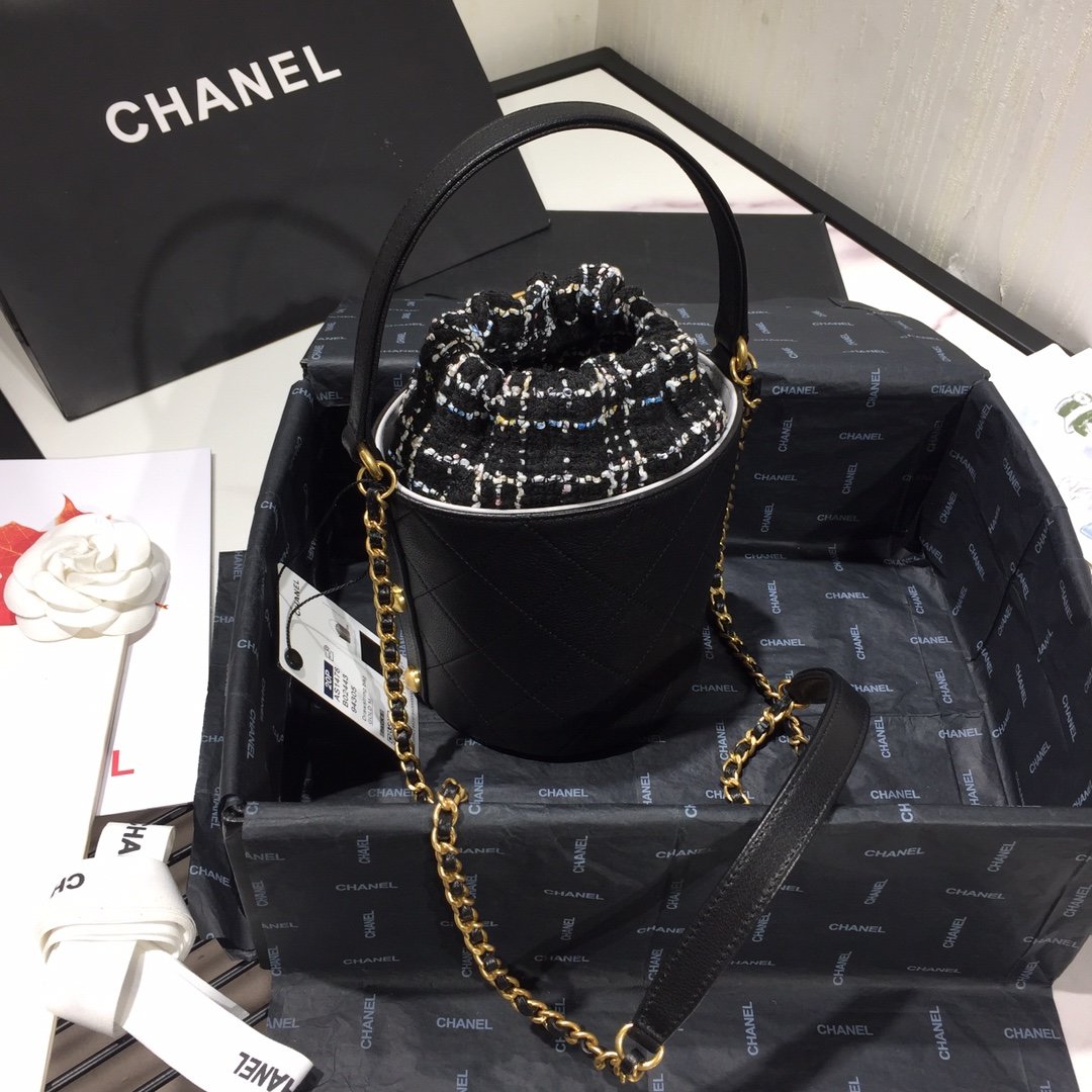 Ch**el Small Drawstring Bag Calfskin