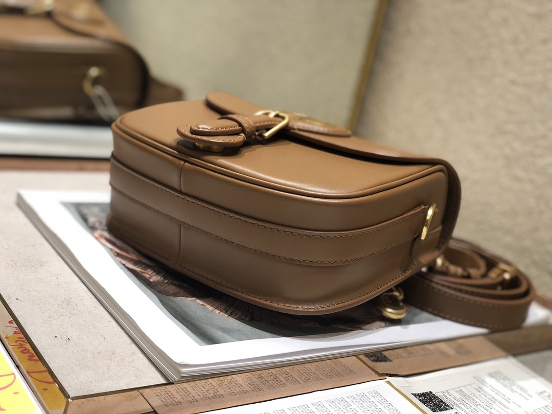 Bagsaa D10r Small Bobby 18cm brown