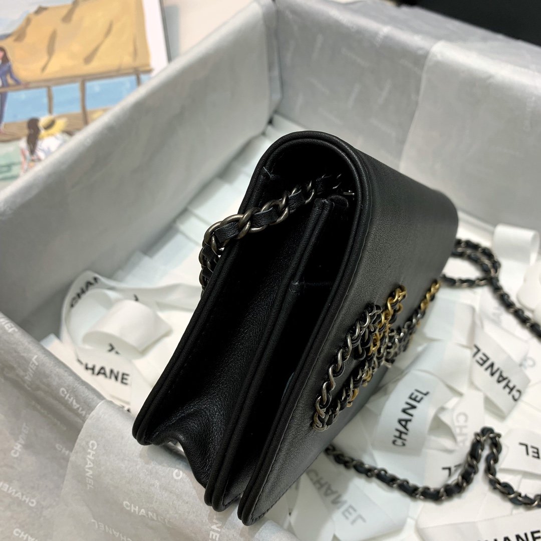 Ch**el Chain bag Black 19cm