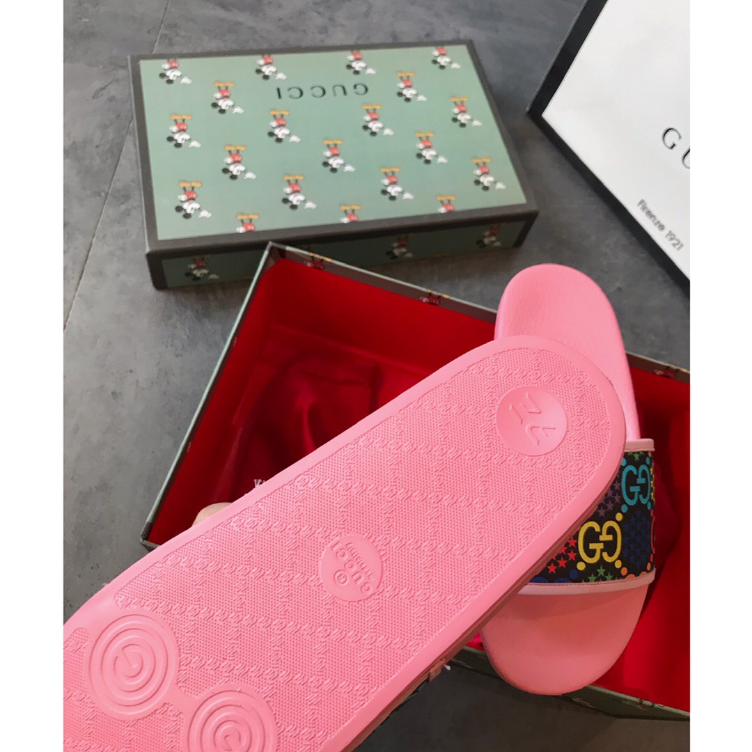 Gvc*1 Disney Slipper 001