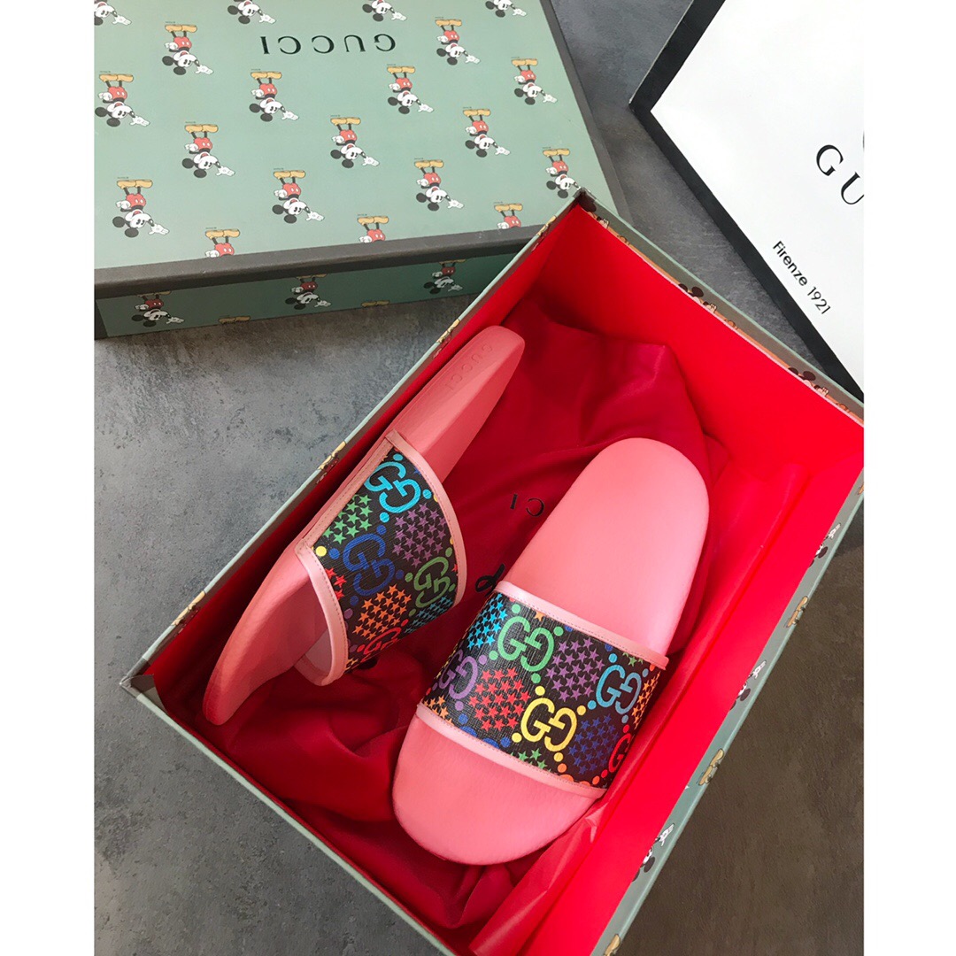 Gvc*1 Disney Slipper 001
