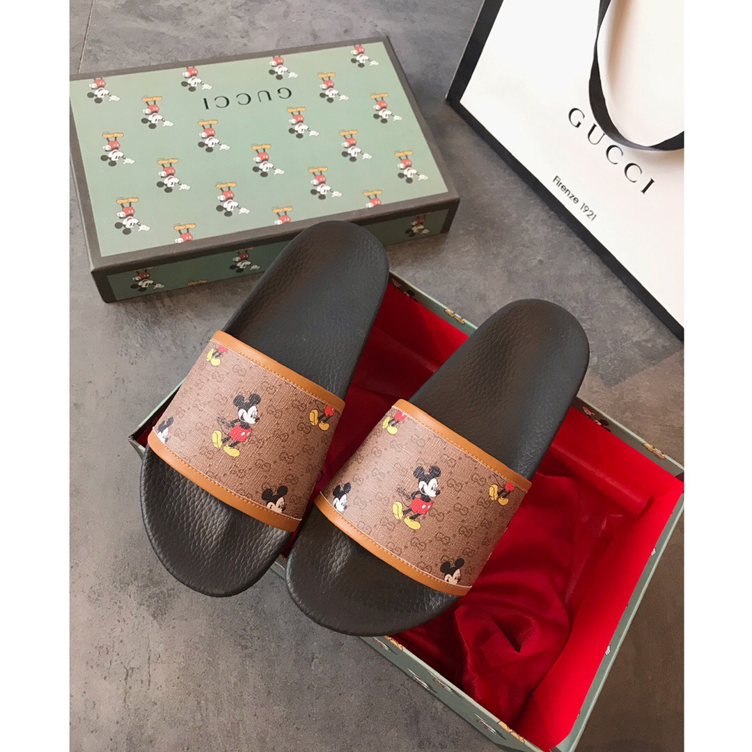 Gvc*1 Disney Slipper 002