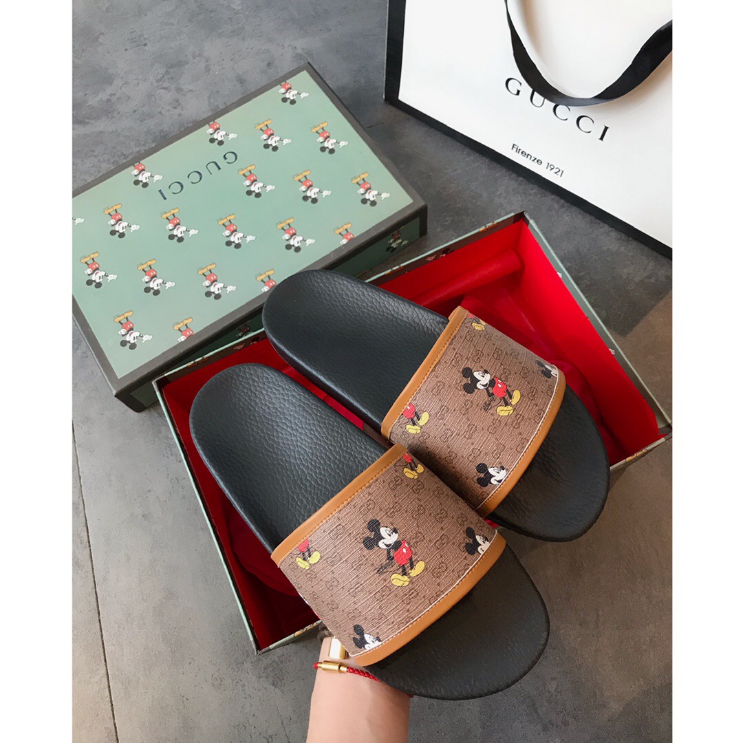Gvc*1 Disney Slipper 002