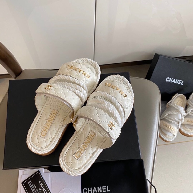 Ch**el Sandals 013
