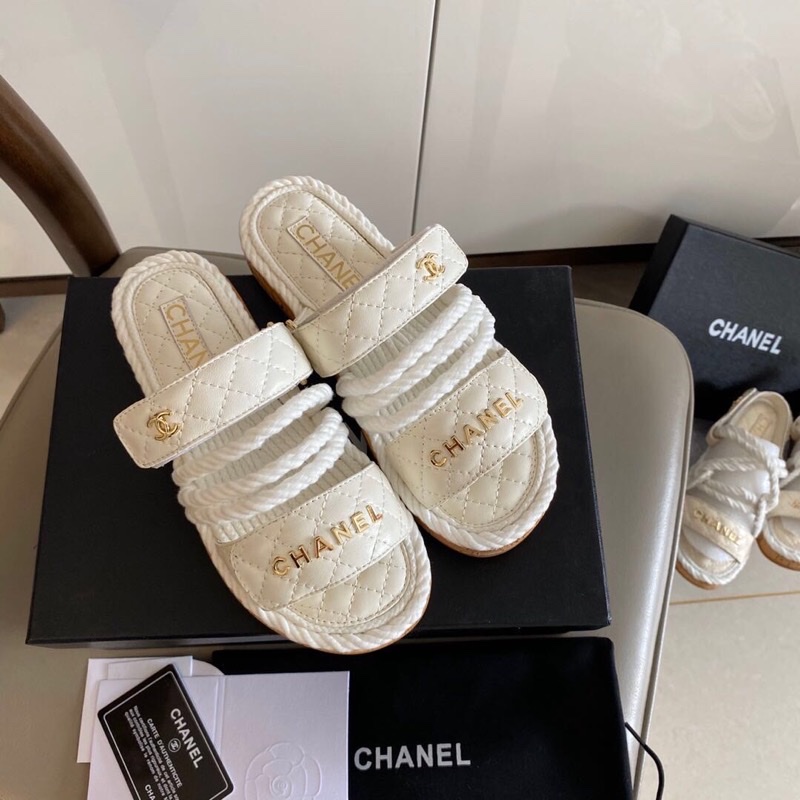 Ch**el Sandals 013
