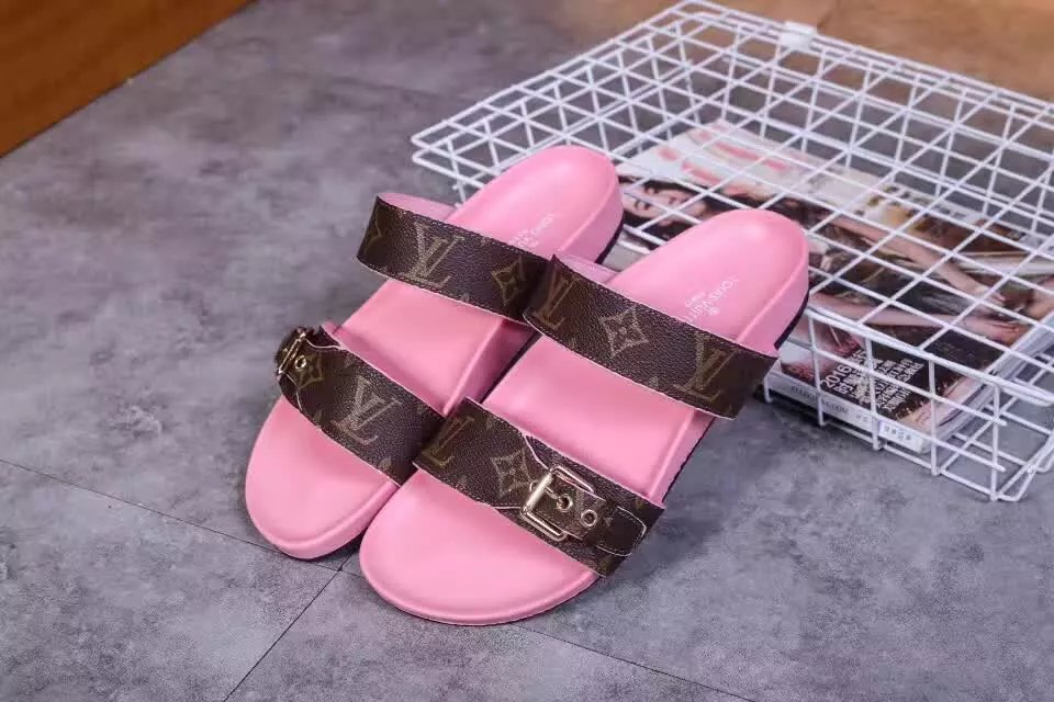 L0vis Vvtt0n Slipper