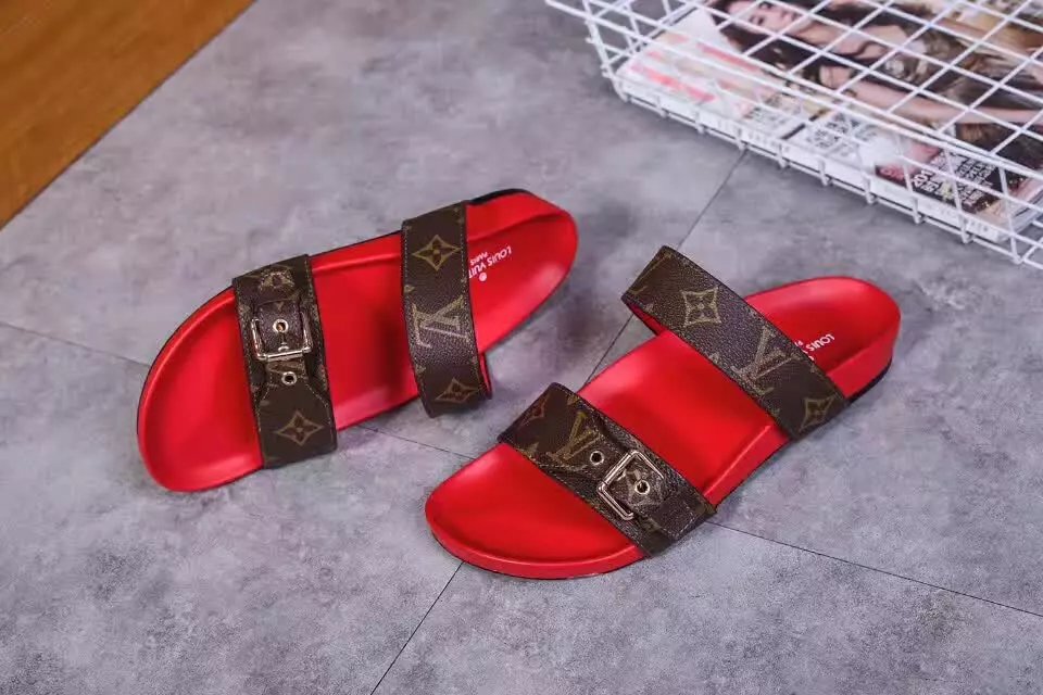 L0vis Vvtt0n Slipper 001