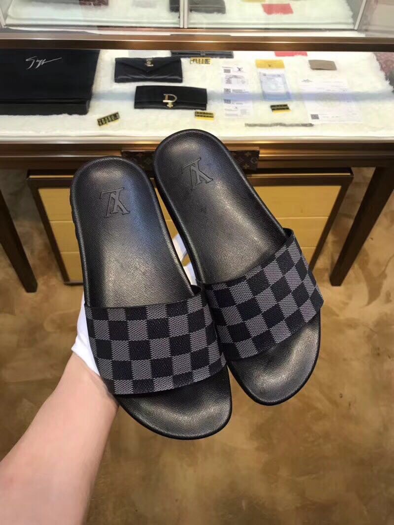 L0vis Vvtt0n Slipper 006