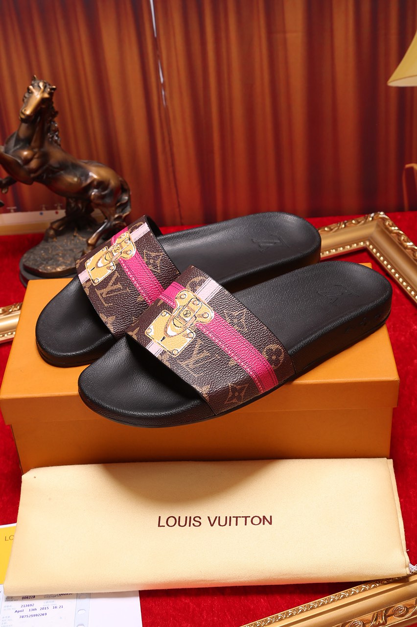 L0vis Vvtt0n Slipper 007