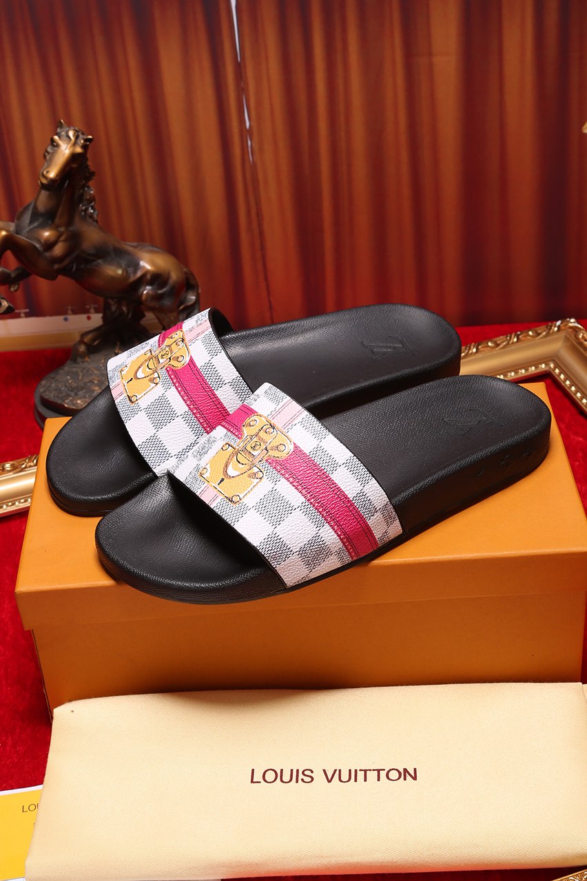 L0vis Vvtt0n Slipper 008