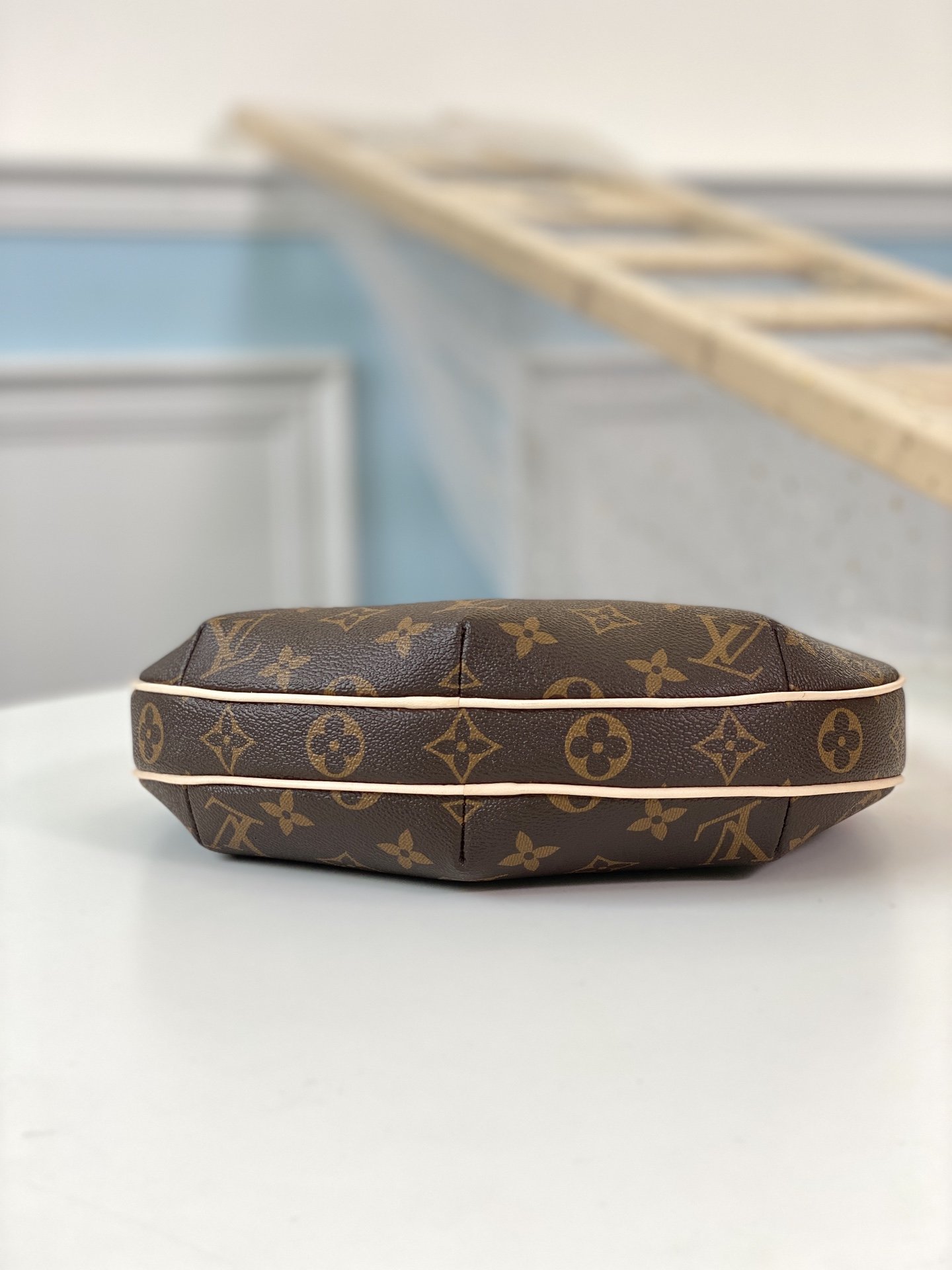 L0vis Vvtt0n Monogram Croissant GM Bag M51511