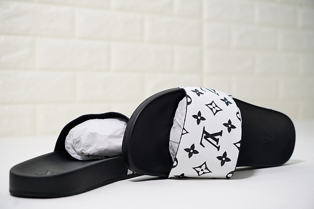 L0vis Vvtt0n Slipper 013