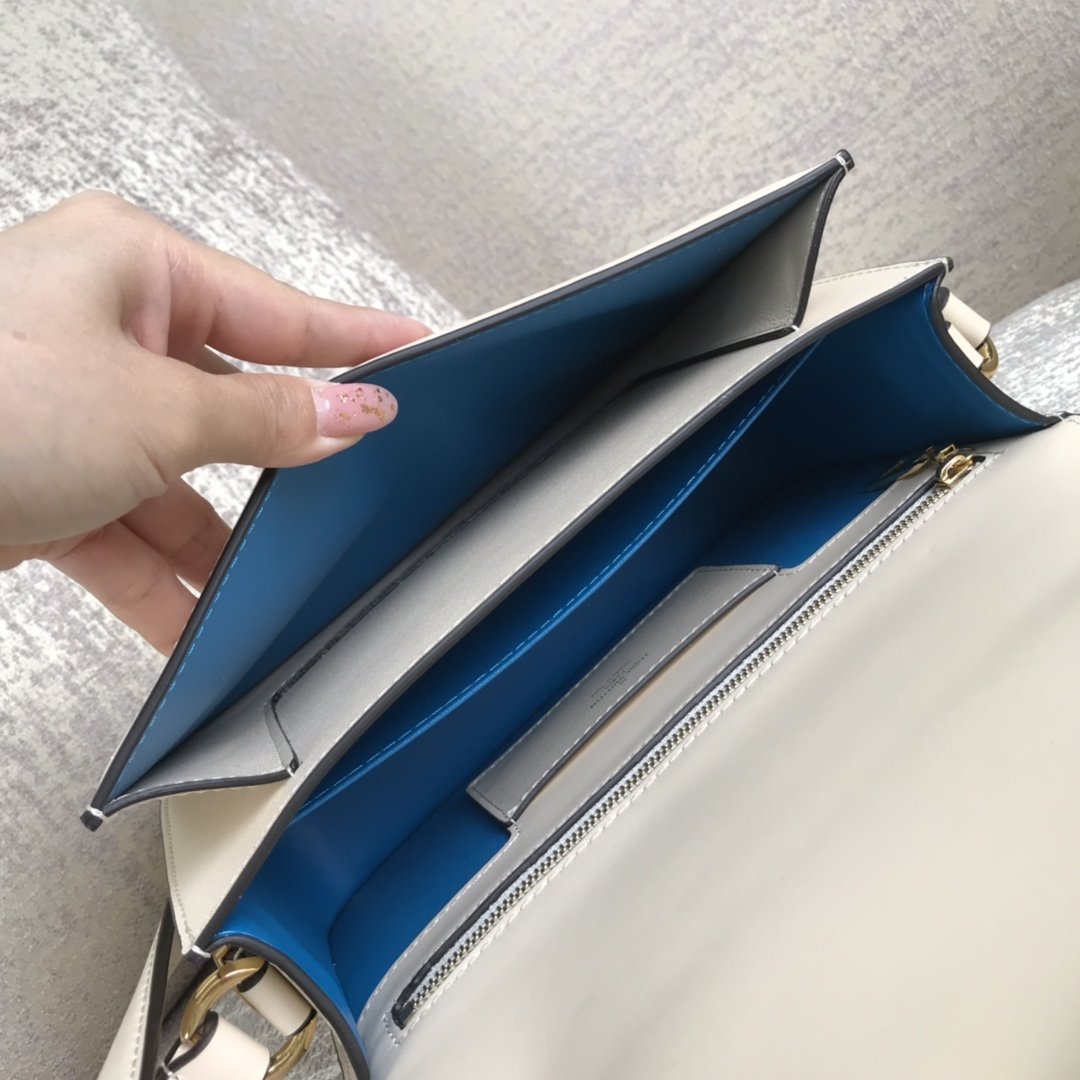 L0vis Vvtt0n Pont 9 Other Leathers Bag 003