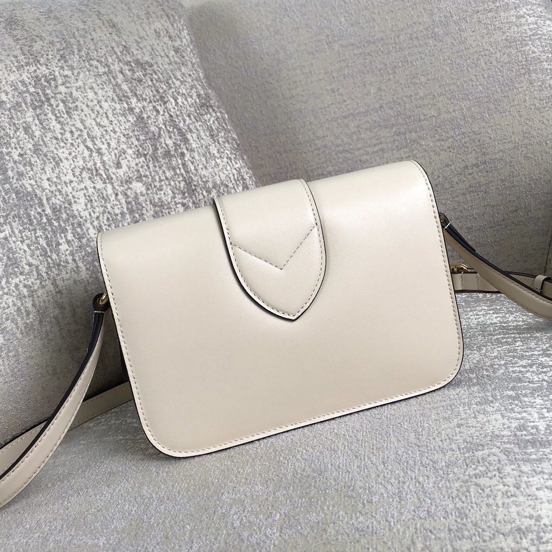 L0vis Vvtt0n Pont 9 Other Leathers Bag 003