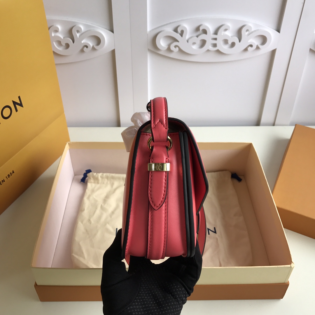 L0vis Vvtt0n Pont 9 Other Leathers Bag 004