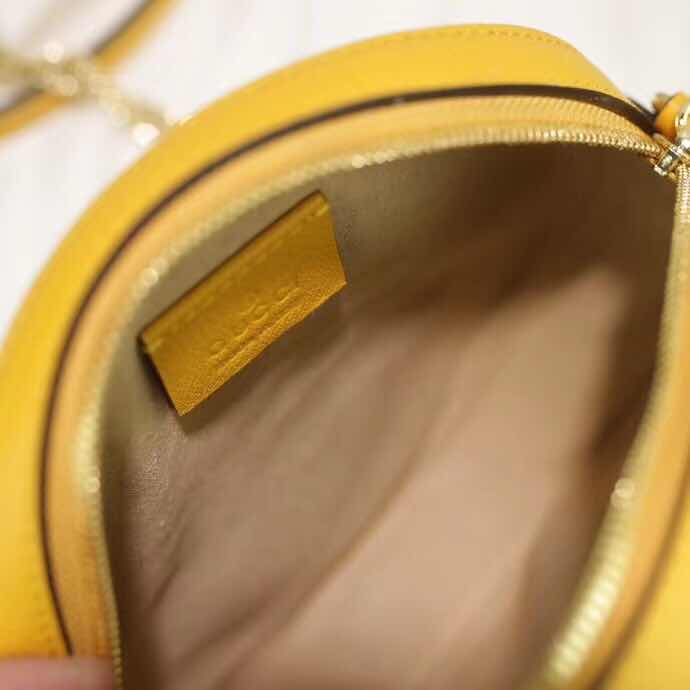 Gvc*1 round shoulder bag