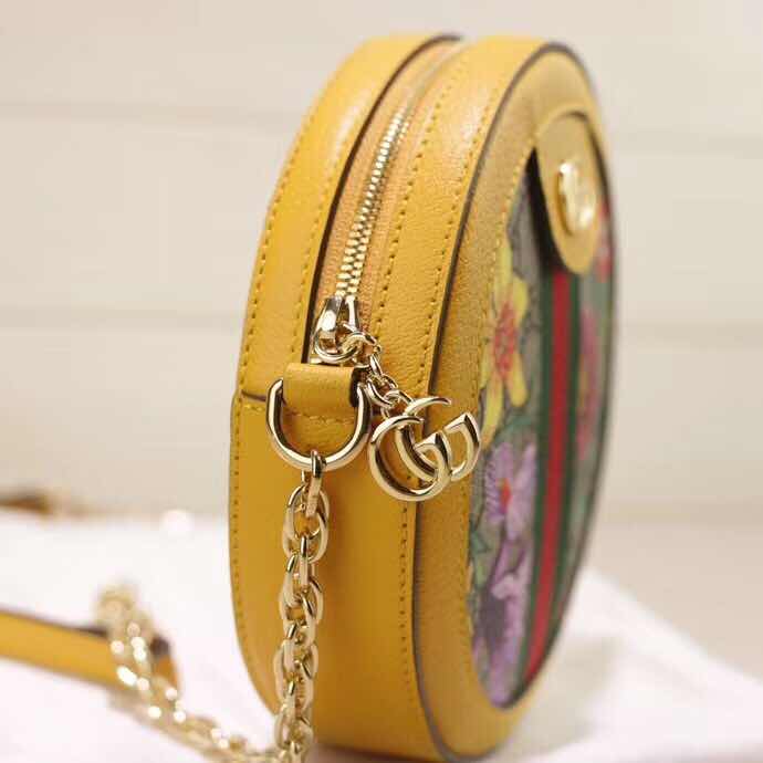Gvc*1 round shoulder bag