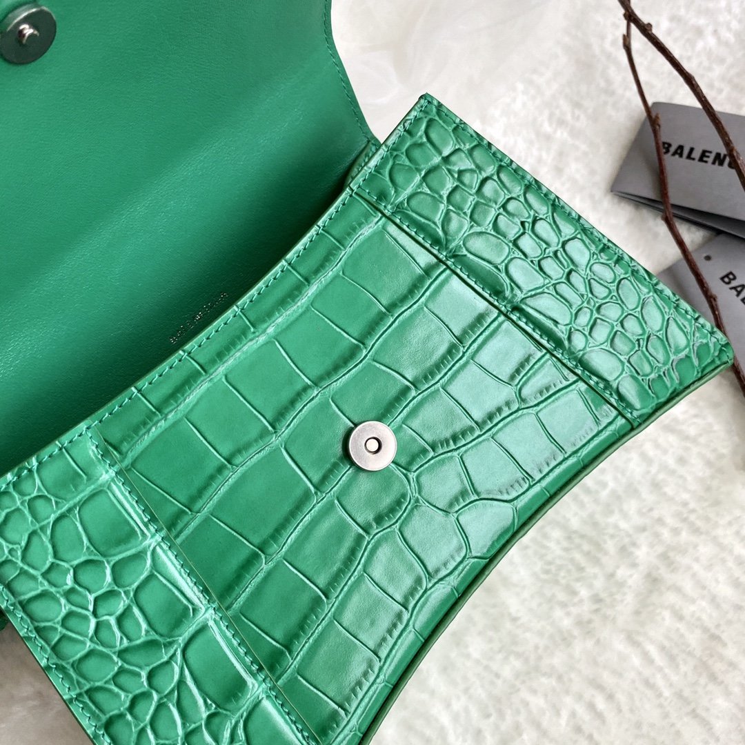 Ba1en*iaga Hourglass Bag 24cm