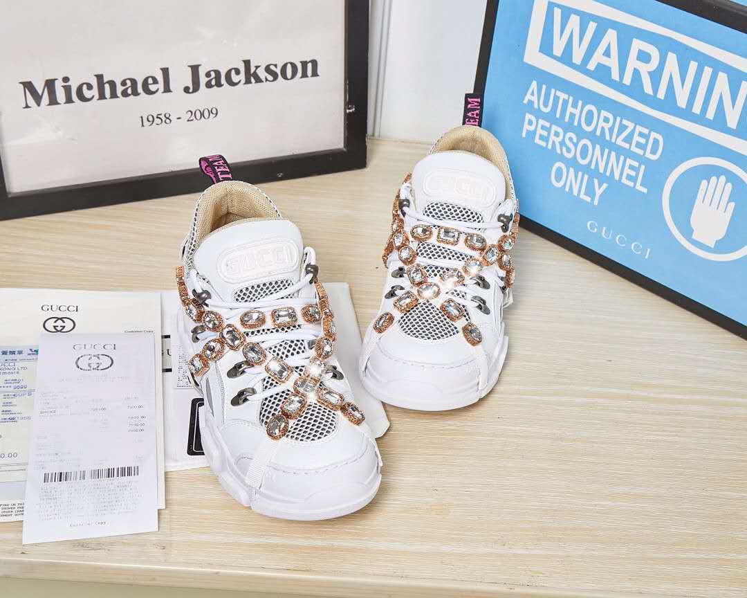 Gvc*1 Sneakers 021