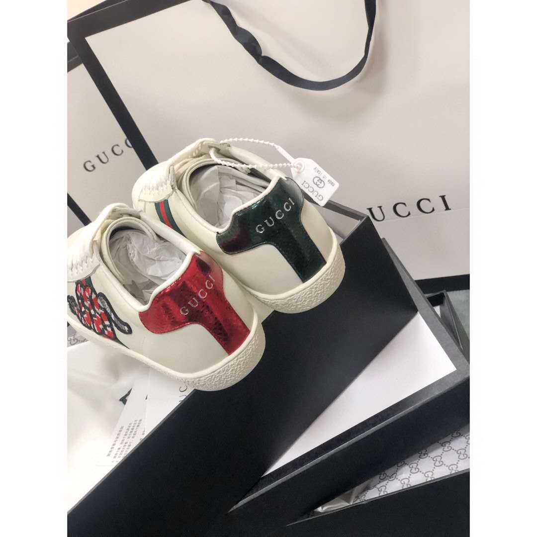 Gvc*1 Sneakers 022