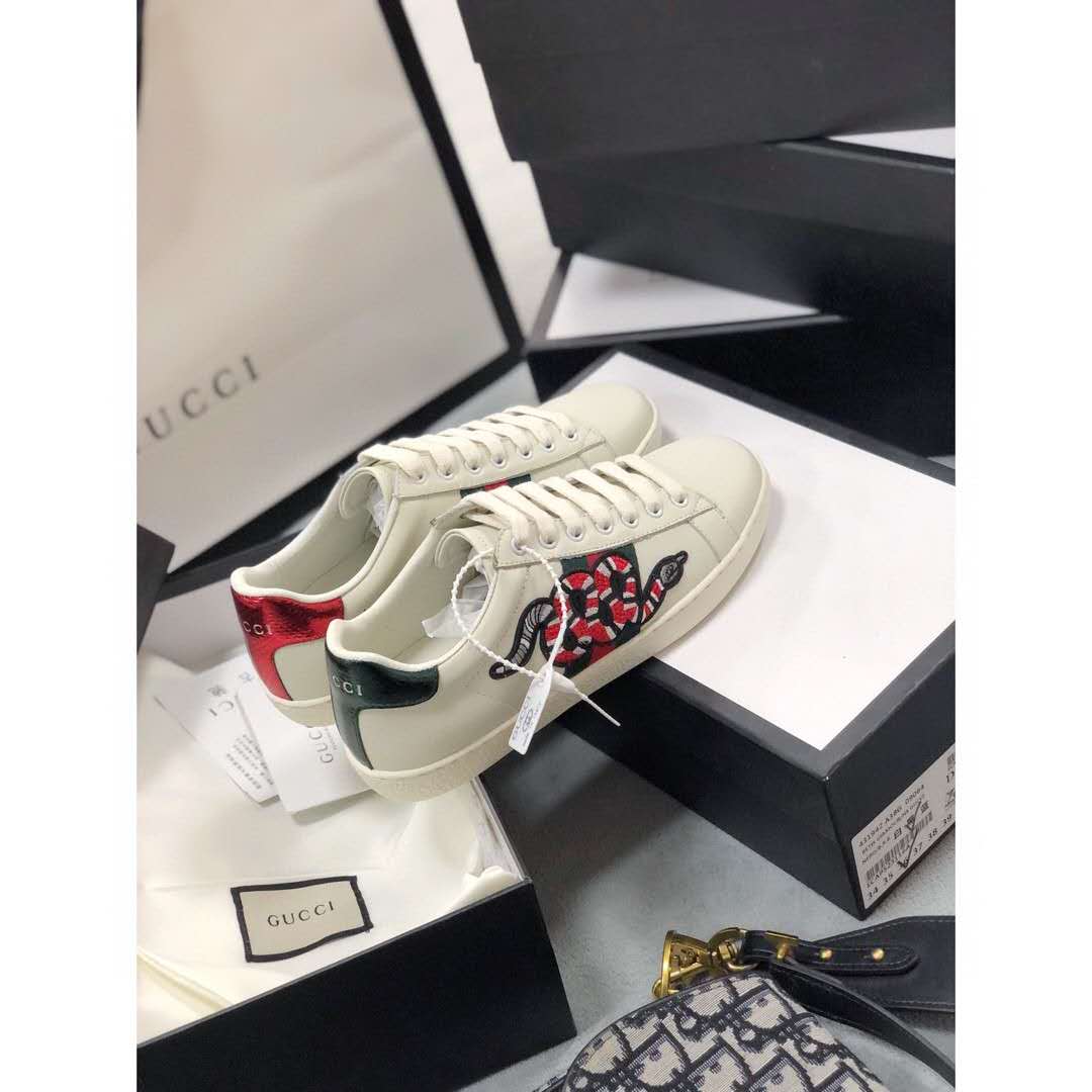 Gvc*1 Sneakers 022